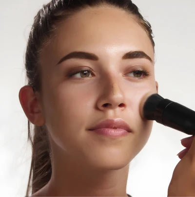 Smart Brush: Elektrische Make Up Bürste - 3 Aufsätze